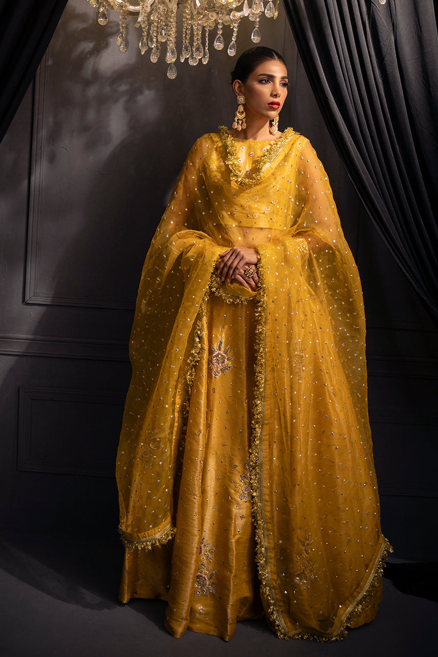 Zarmina bridal couture dress with intricate craftsmanship and elegant wedding styling with chan duppatta kiran  heritage design